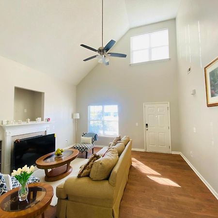 Private Room & Bathroom Close To Downtown Raleigh Extérieur photo